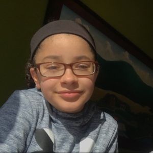 Meet your Posher, Mia